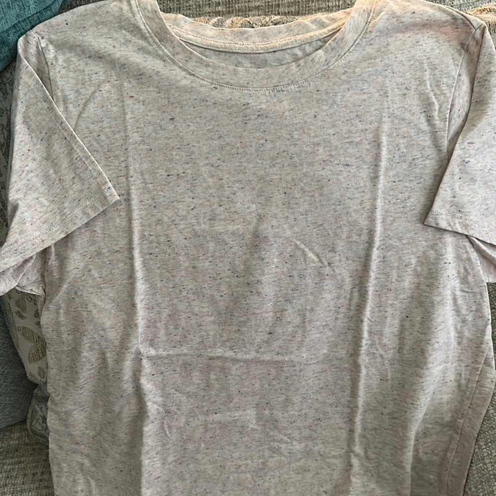 EUC Old Navy everywear tshirt bundle size L